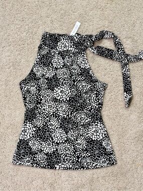 White House Black Market Black and White Floral Halter Top NWT
